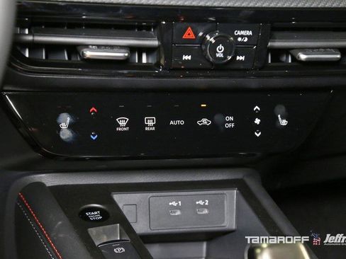 New 2026 Nissan Kicks SR image 8