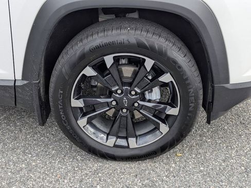 Certified 2025 Chevrolet Equinox RS w/ Safety and Technology Package AWD/4WD image 10