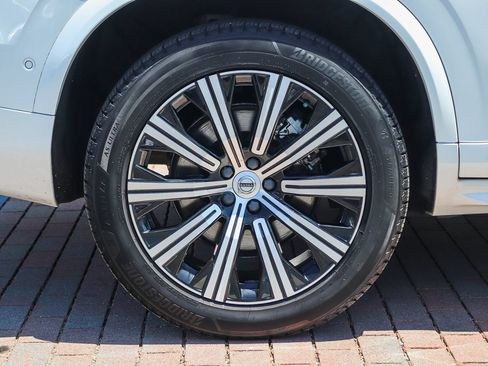 Used 2023 Volvo XC90 B6 Plus w/ Protection Package Premier AWD/4WD image 10