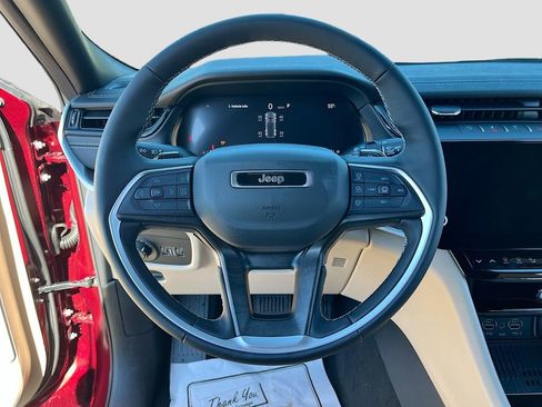 New 2026 Jeep Grand Cherokee Limited image 11