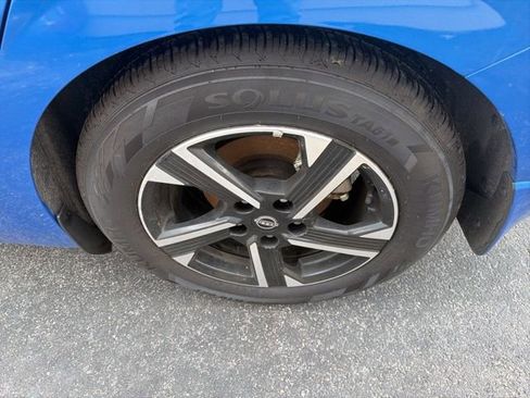 Used 2025 Nissan Sentra SV image 10