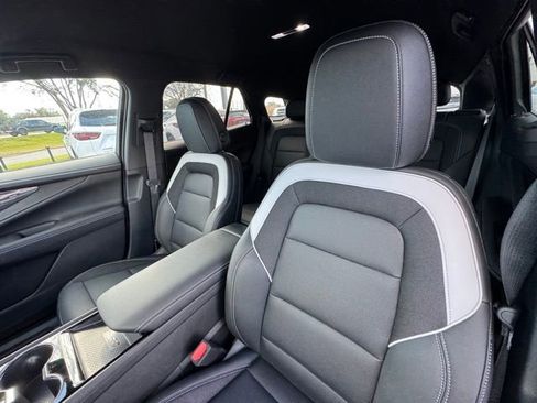 New 2025 Chevrolet Blazer EV LT image 13