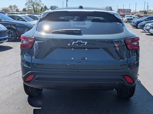 New 2026 Chevrolet Trax LT w/ Driver Confidence Package FWD image 6