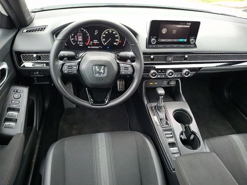 Used 2024 Honda Civic Sport image 11