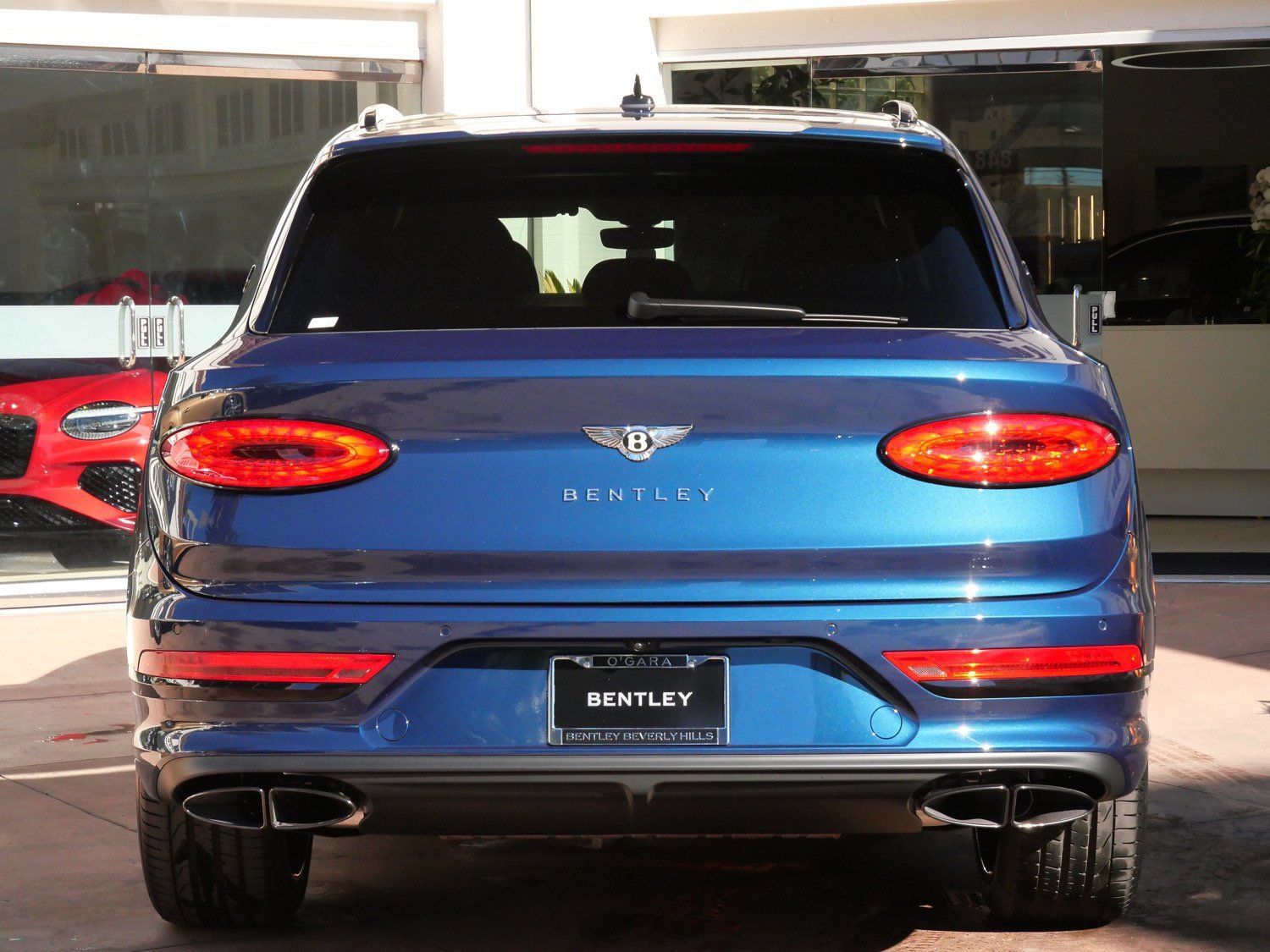 Used 2025 Bentley Bentayga Extended Wheelbase AWD/4WD image 7