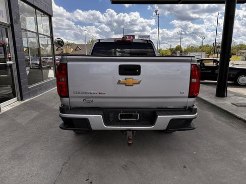 Used 2018 Chevrolet Colorado LT w/ LT Convenience Package image 6