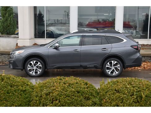 Used 2022 Subaru Outback Touring w/ Popular Package #2 image 6