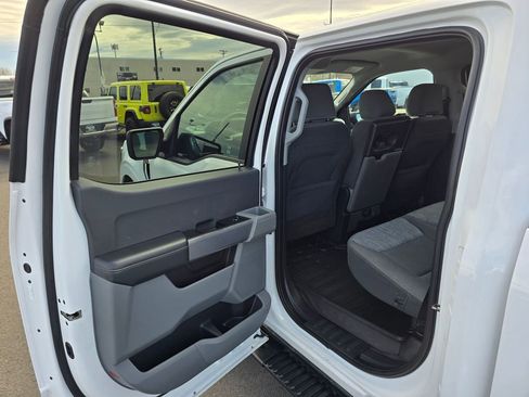 Used 2023 Ford F150 XLT image 15