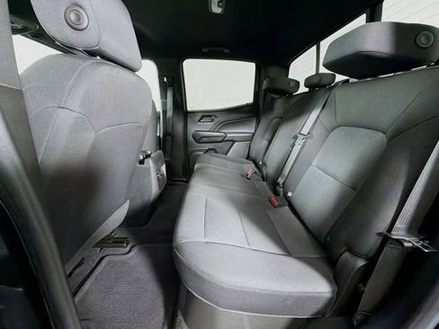 Used 2023 Chevrolet Colorado Trail Boss AWD/4WD image 30