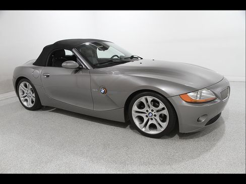 Used 2003 BMW Z4 3.0i RWD image 2