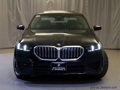 Certified 2024 BMW 530i xDrive w/ Convenience Package image 5