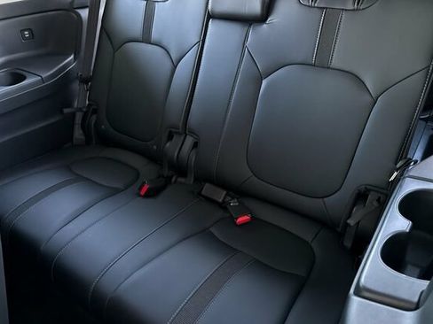 Certified 2025 Honda Pilot EX-L image 15