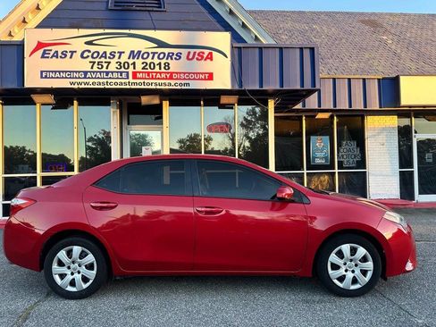 Used 2016 Toyota Corolla LE image 2