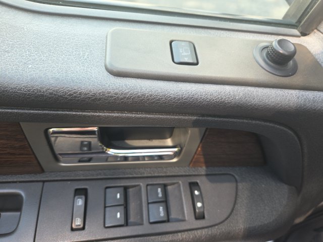 Used 2014 Ford F150 Lariat AWD/4WD image 8