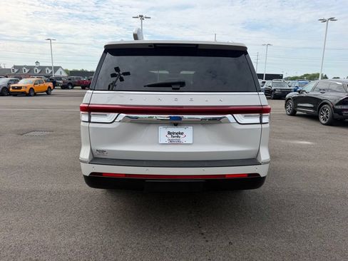 Used 2023 Lincoln Navigator L Reserve AWD/4WD image 6