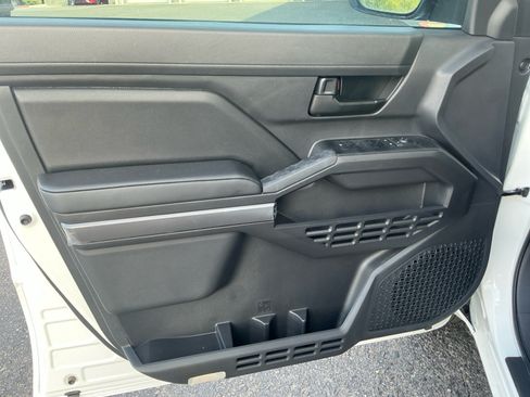 Used 2026 Toyota Tacoma SR5 w/ SR5 Upgrade Package AWD/4WD image 12