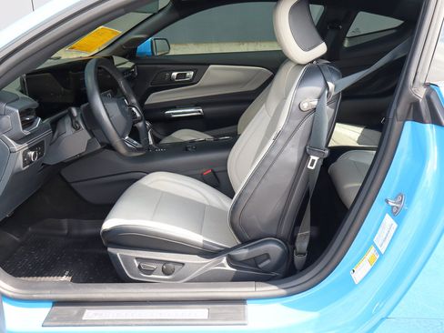 Used 2024 Ford Mustang Premium RWD image 7