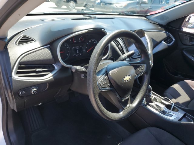 Used 2024 Chevrolet Malibu LS w/ Driver Confidence Package FWD image 19