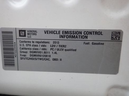 Used 2013 Chevrolet Cruze LT w/ RS Package image 40