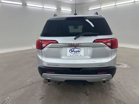 Used 2018 GMC Acadia SLT image 9