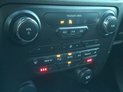 Used 2022 Ford Ranger XLT w/ Equipment Group 302A High image 13