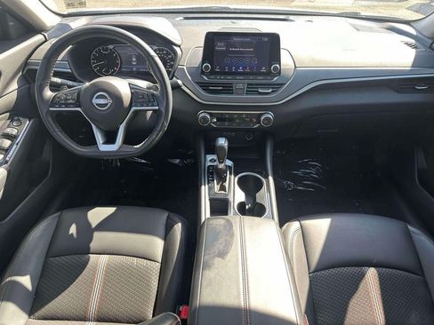 Used 2024 Nissan Altima 2.5 SR FWD image 13
