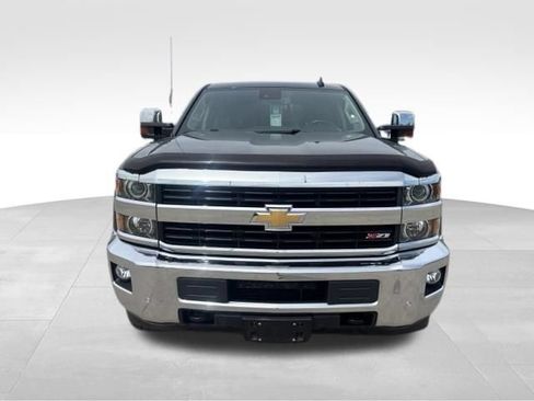Used 2017 Chevrolet Silverado 2500 LTZ w/ Vortec Plus Package AWD/4WD image 8