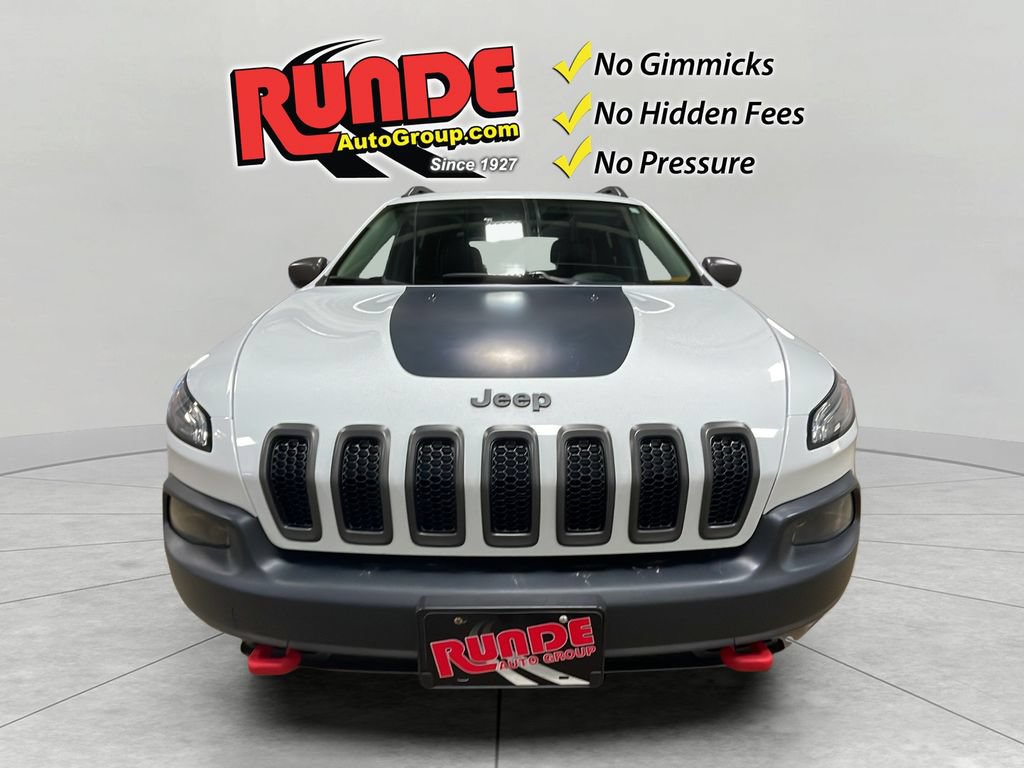 Used 2016 Jeep Cherokee Trailhawk w/ Comfort/Convenience Group AWD/4WD image 9