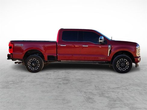 Used 2024 Ford F350 Platinum w/ FX4 Off-Road Package image 12