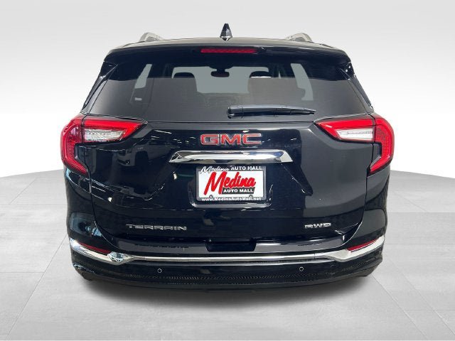 Used 2023 GMC Terrain Denali AWD/4WD image 4