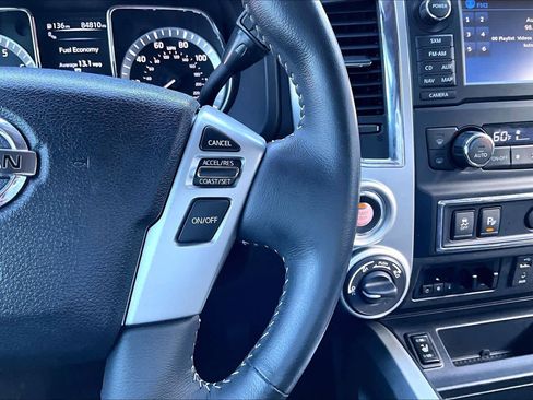 Used 2017 Nissan Titan PRO-4X w/ Pro-4x Convenience Package image 24