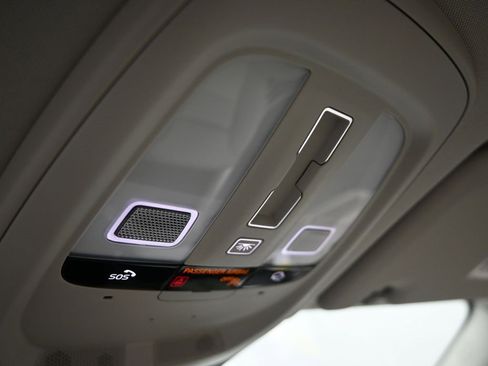 New 2026 Volvo XC60 B5 Ultra w/ Protection Package Premier image 26