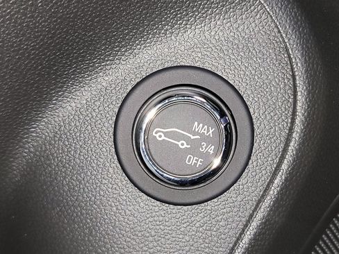 Used 2024 Buick Encore GX Avenir w/ Avenir Convenience Package image 19