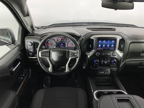 Certified 2021 Chevrolet Silverado 1500 LT Trail Boss AWD/4WD image 15