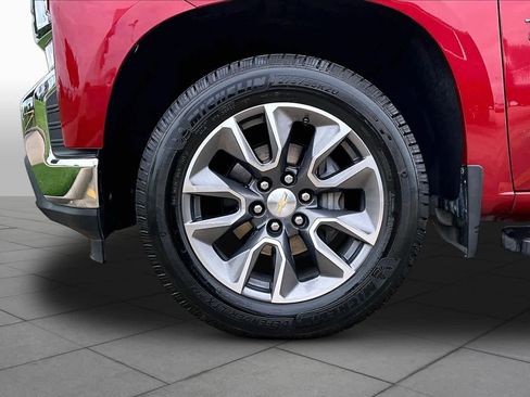 Used 2020 Chevrolet Silverado 1500 LT w/ Texas Edition RWD image 11