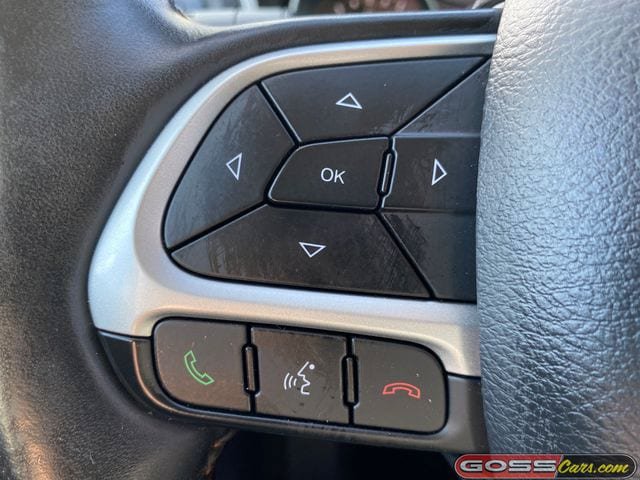 Used 2019 Jeep Compass Limited FWD image 17