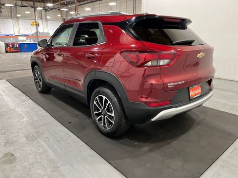 Used 2025 Chevrolet TrailBlazer LT image 12