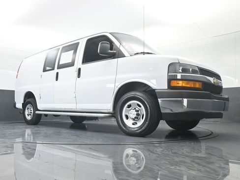 Used 2024 Chevrolet Express 2500 w/ Driver Convenience Package image 57