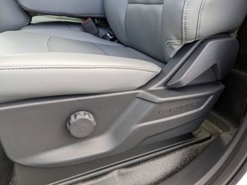 New 2026 Ford F550 4x4 Regular Cab Super Duty image 15