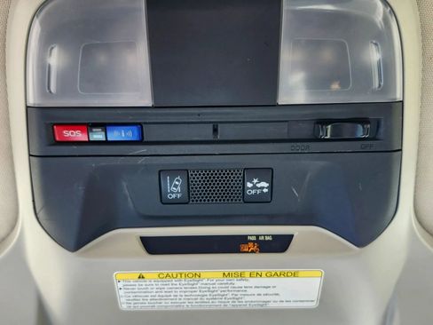 Used 2021 Subaru Crosstrek 2.0i Premium image 35