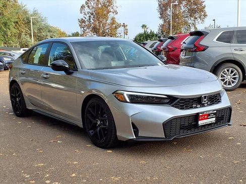 Used 2026 Honda Civic Sport image 3