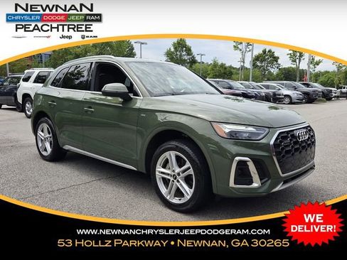 Used 2023 Audi Q5 e Premium Plus AWD/4WD image 1
