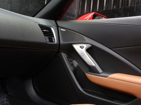 Used 2019 Chevrolet Corvette Stingray Convertible w/ 2LT Preferred Equipment Group image 41