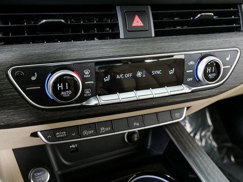 Used 2023 Audi A4 2.0T Premium w/ Convenience Package image 15