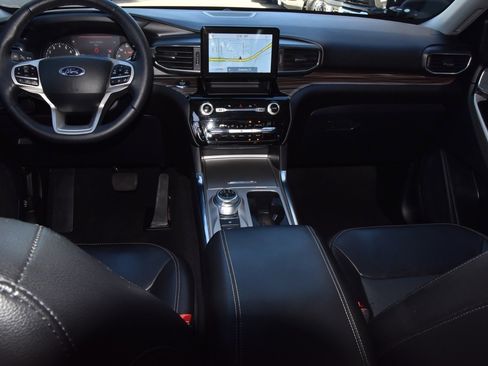 Used 2021 Ford Explorer Limited w/ Equipment Group 301A image 17