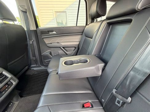 Used 2023 Volkswagen Atlas SEL AWD/4WD image 39