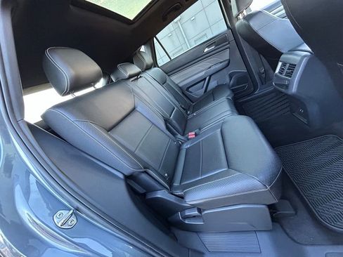 Used 2023 Volkswagen Atlas Cross Sport SEL image 51