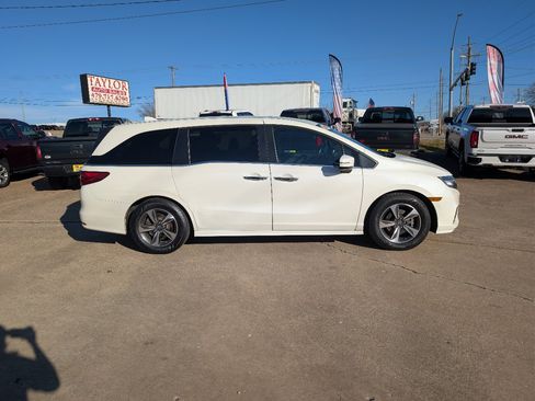 Used 2019 Honda Odyssey Touring image 4