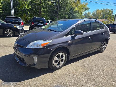 Used 2012 Toyota Prius Three FWD image 35