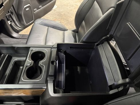 Used 2018 Chevrolet Silverado 1500 LTZ w/ LTZ Plus Package image 36